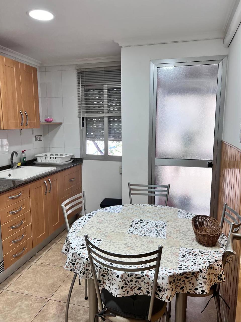 Appartement Plaza Sainetero Arniches *